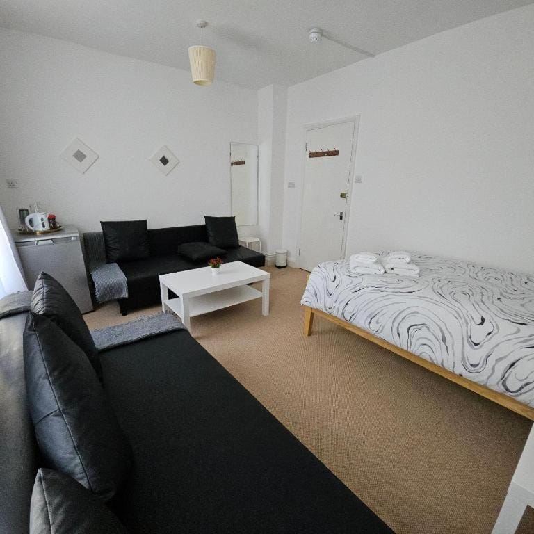 Modern Family Room for 6 in Central London Bed and Breakfast in London Borough of Southwark