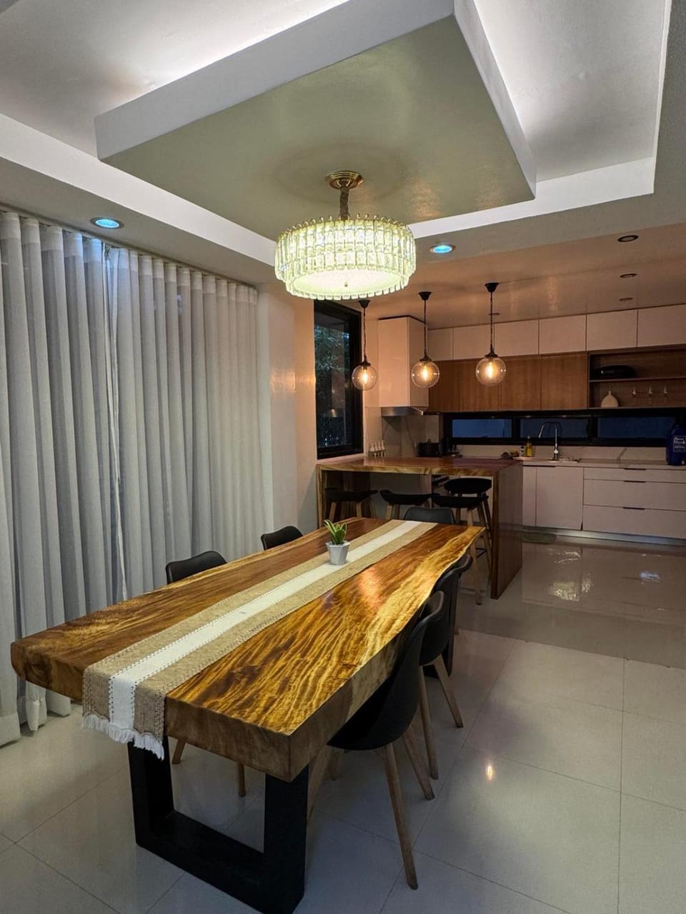 Kitchen or kitchenette, kitchen, kitchen