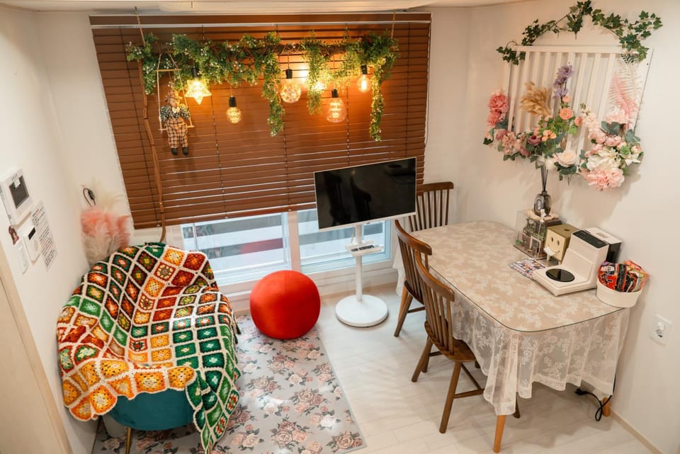 Property building, Living room, Area and facilities