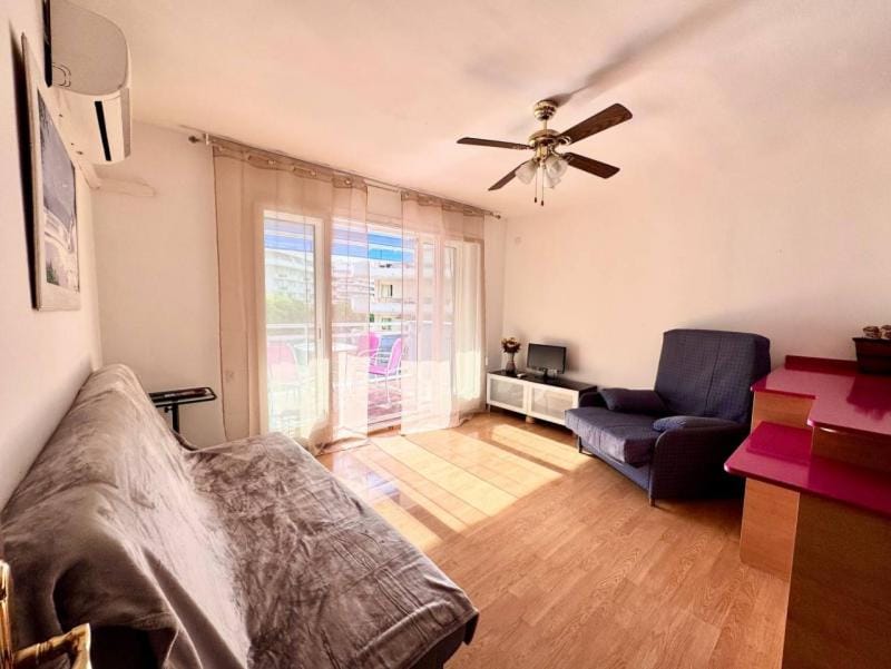 Apartsalou Oasis Apartment in Salou