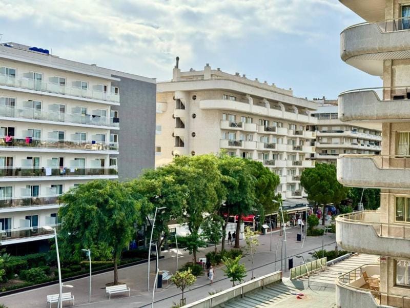 Apartsalou Oasis Apartment in Salou
