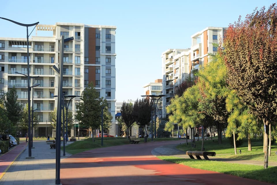 Neighbourhood, City view, Location