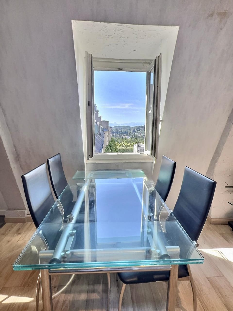 Natural landscape, View (from property/room), Seating area, Dining area