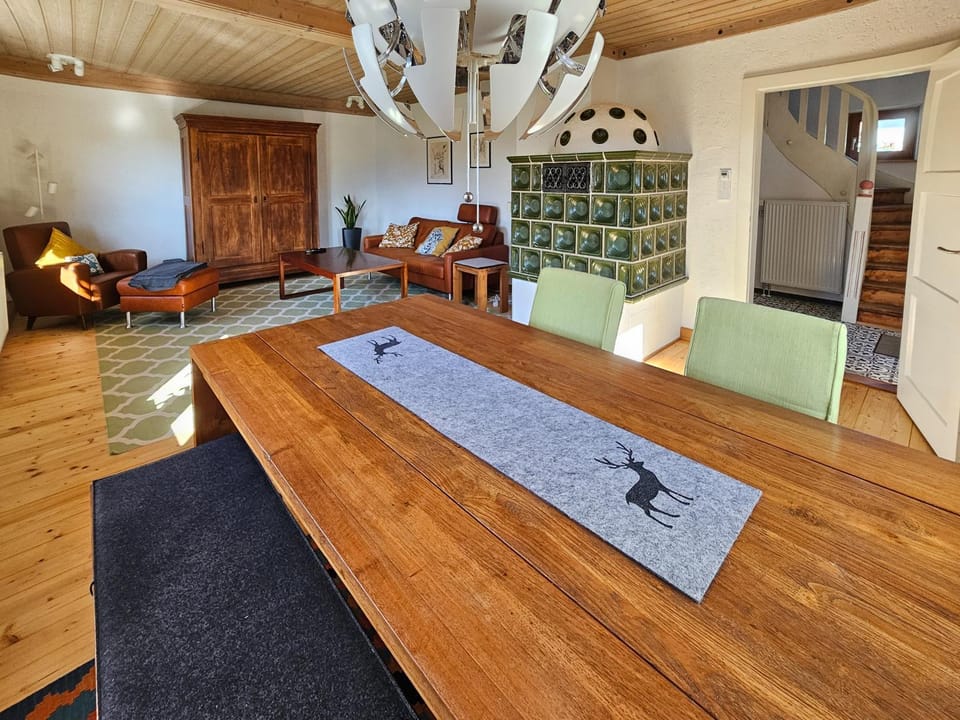 Living room, Dining area