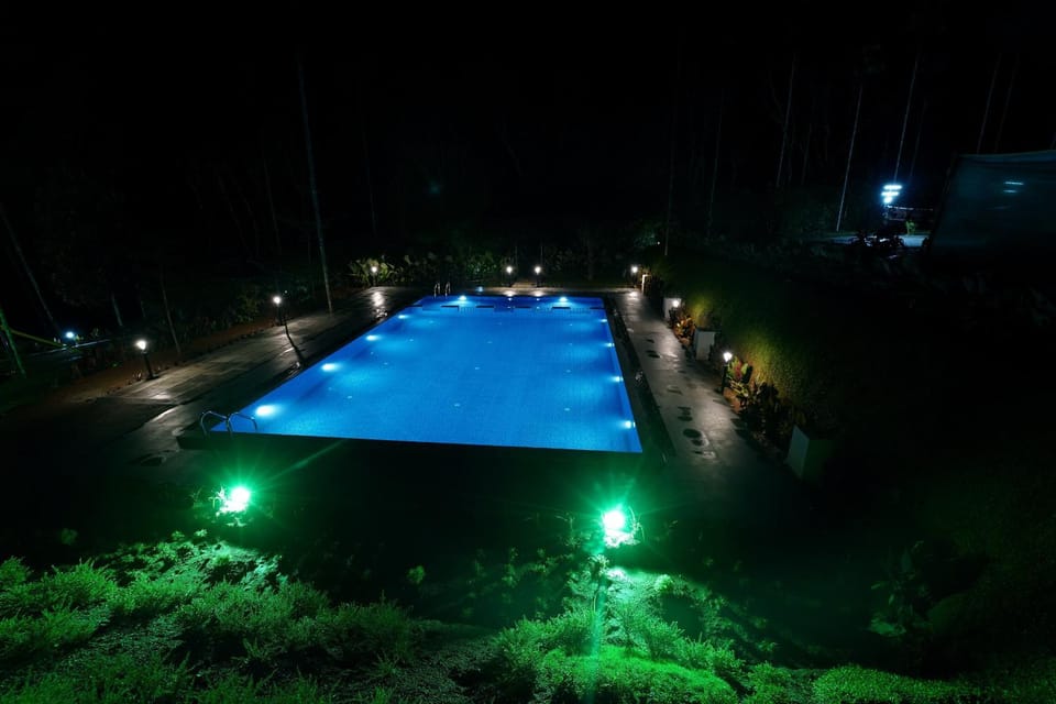 Swimming pool, Swimming pool