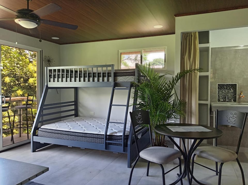 Magnolia Farm Suites Villa in San José Province