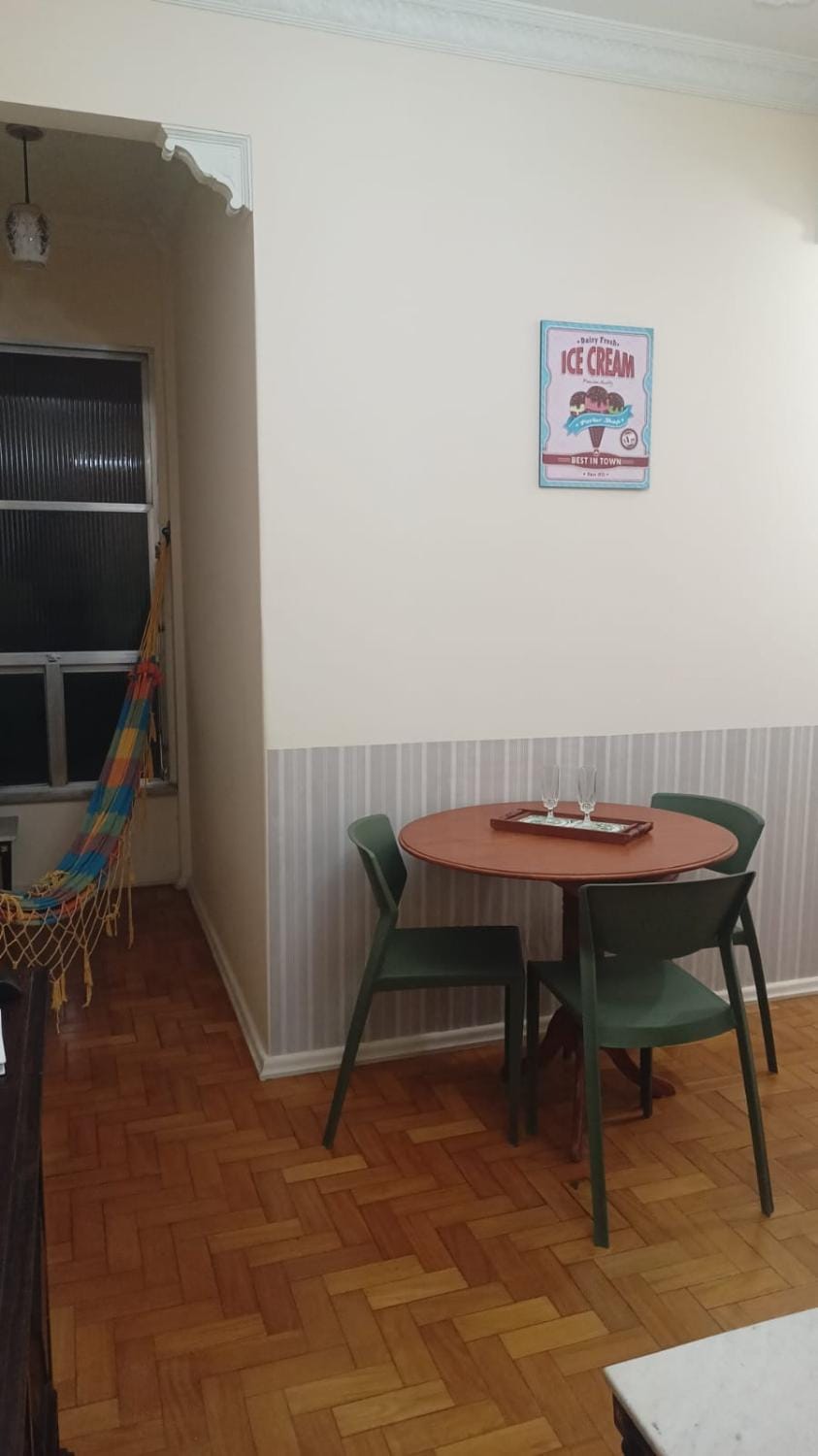 Apê Retrô Perto do Metrô & Pontos Turísticos Apartment in Rio de Janeiro
