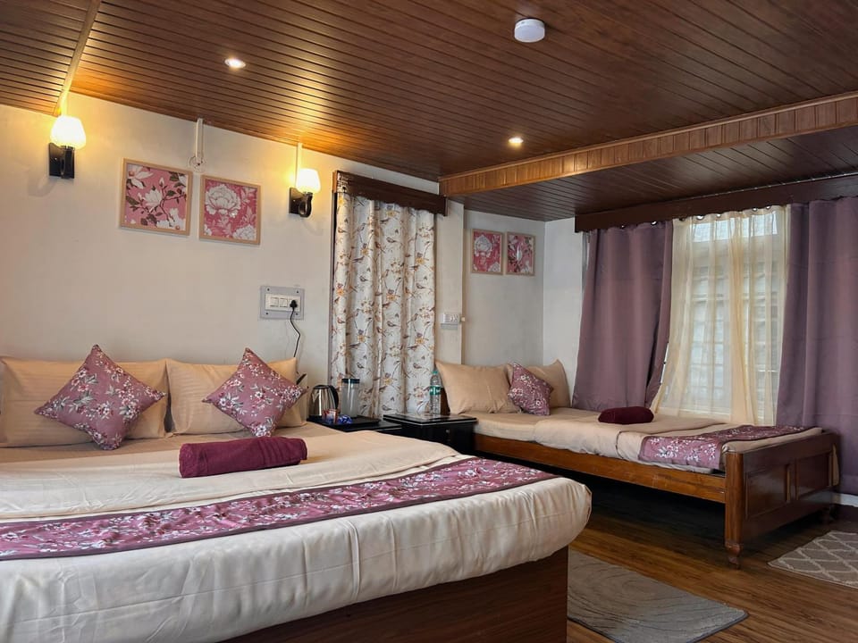 Manzil by Mulaqat Vacation rental in Darjeeling