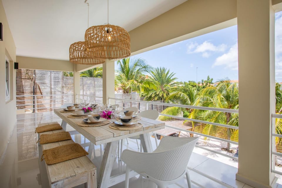Balcony/Terrace, Dining area