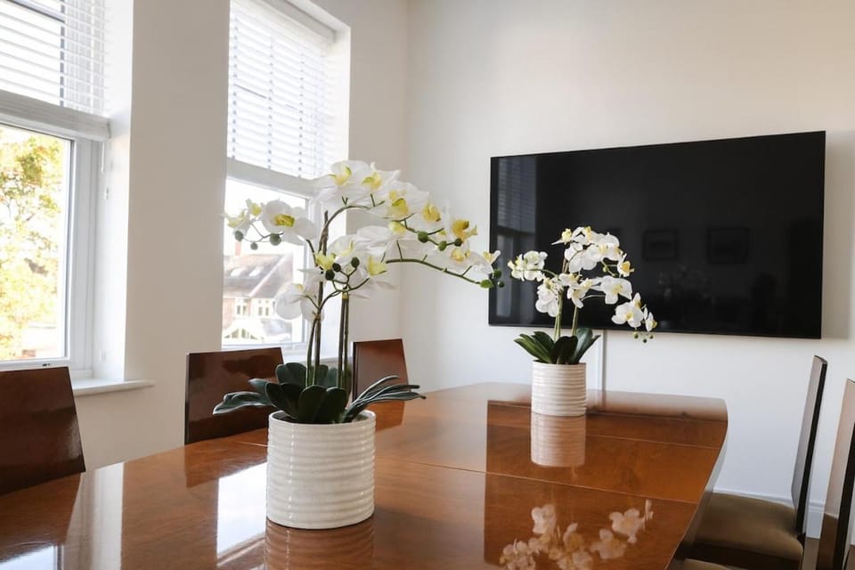 Northampton 3 Bed 3 Bathroom New Duplex Apartment Apartment in Northampton