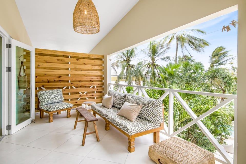 Patio, Spring, Day, Natural landscape, Garden, View (from property/room), Balcony/Terrace, Garden view