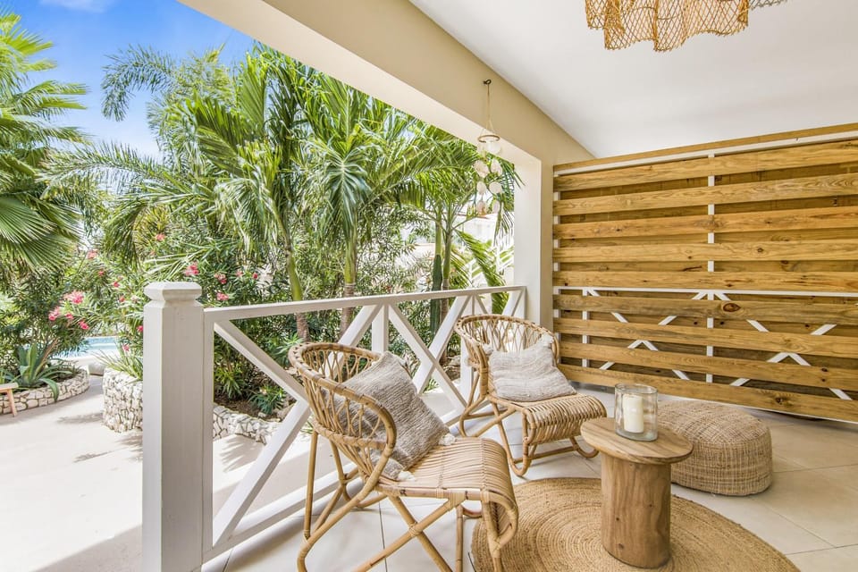Patio, Day, Garden, View (from property/room), Balcony/Terrace, Garden view