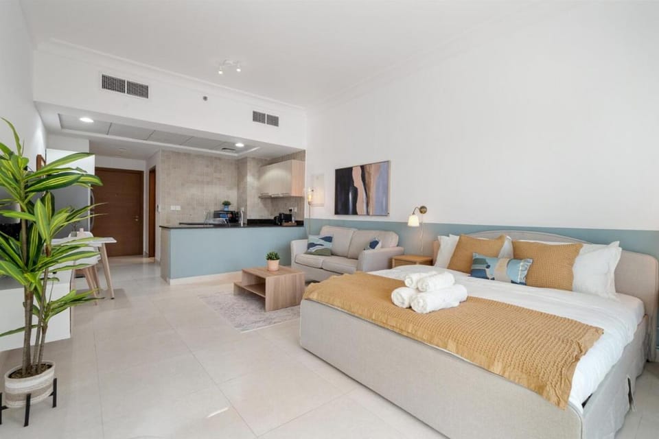 Elegant Studio with Yas Views Apartment in Abu Dhabi