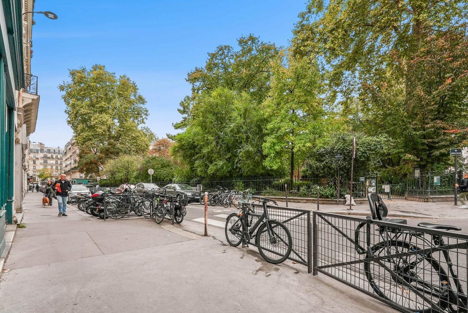 Comfortable 1-bedroom 4P apartment - Voltaire Apartment in Paris