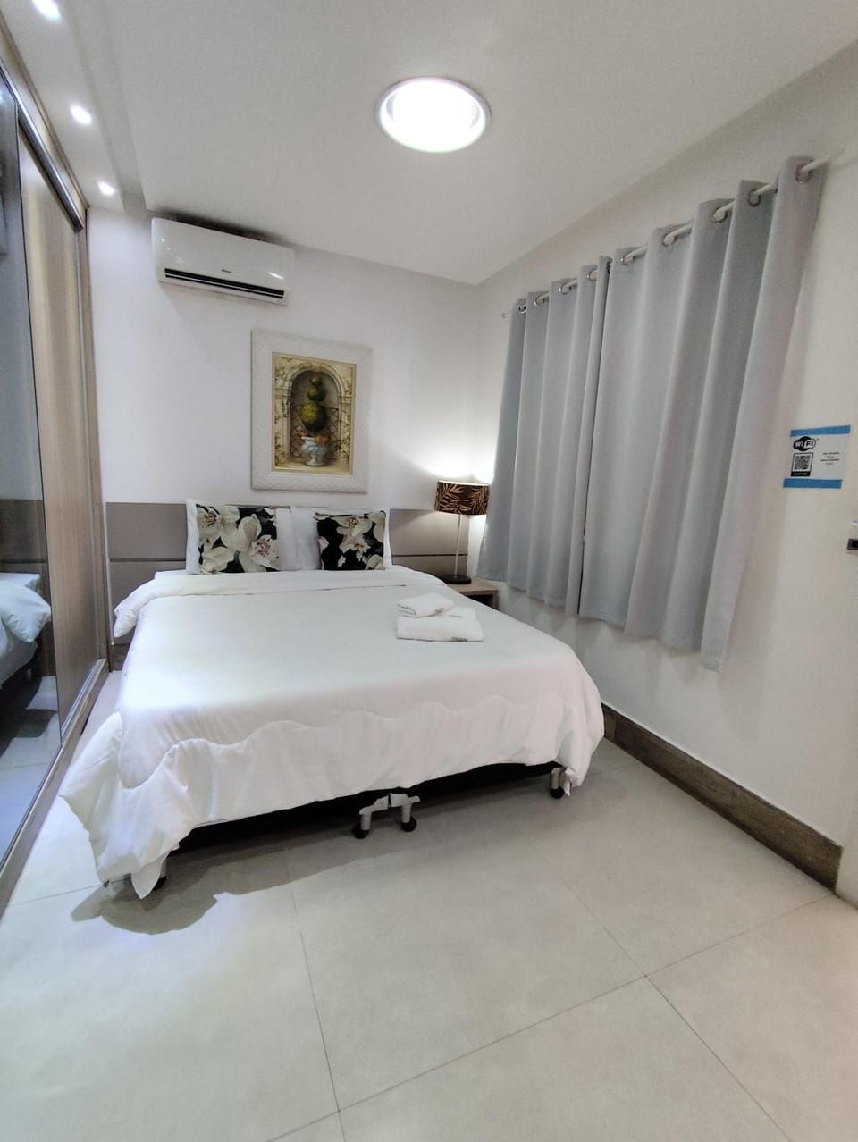 Flat Praia 2 Quartos 400 metros PRAIA DO FORTE a 150m da travessia para a ILHA DO JAPONÊS dentro do polo Gastronômico da Passagem Cabo Frio Apartment in Cabo Frio