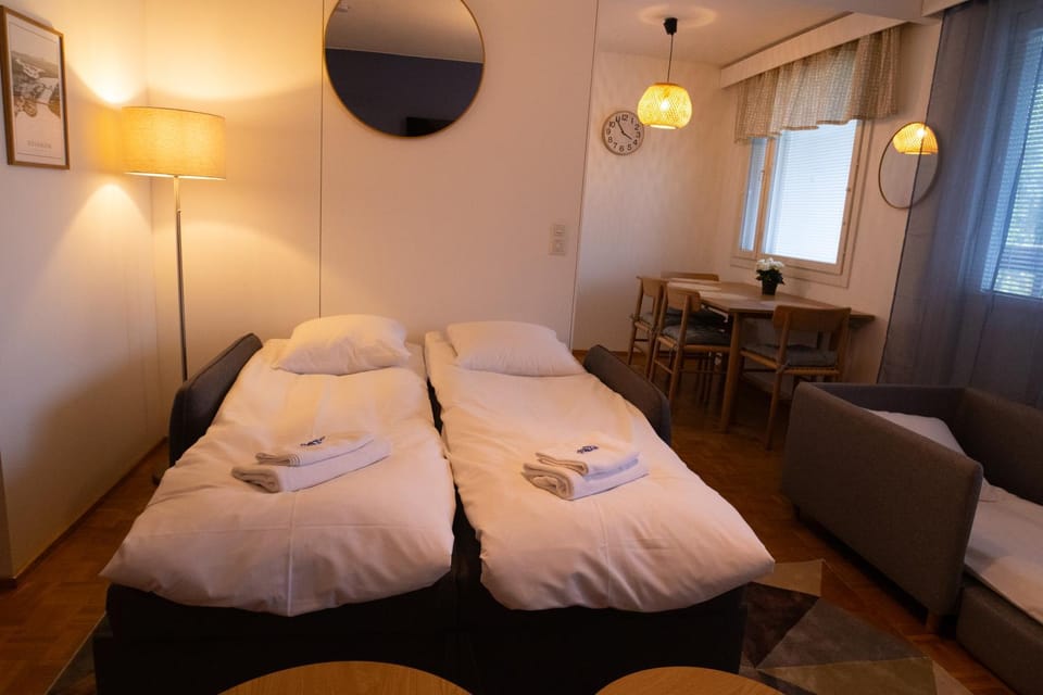 Bed, Living room