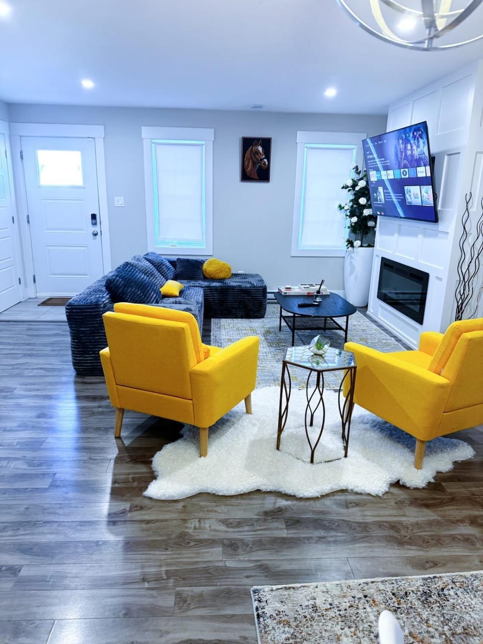Living room, Seating area