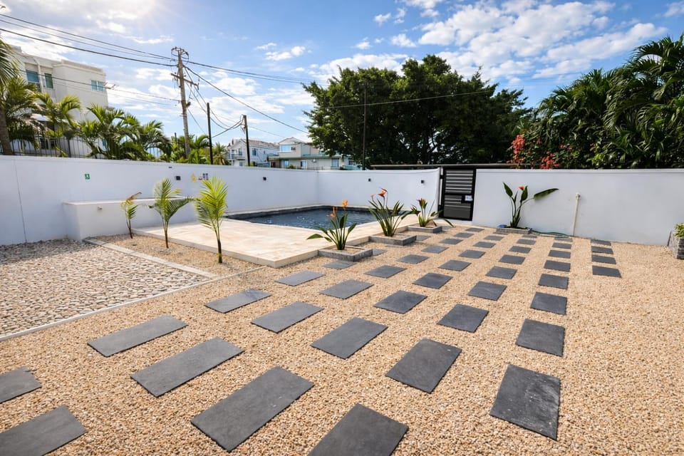 Property building, Swimming pool