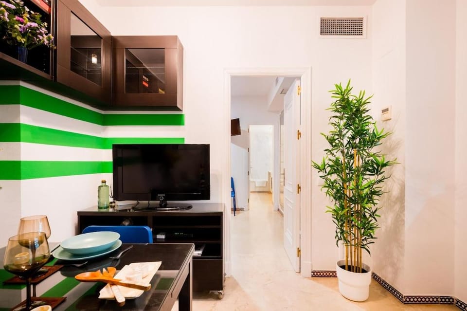Hispalis Metropol Apartment in Seville