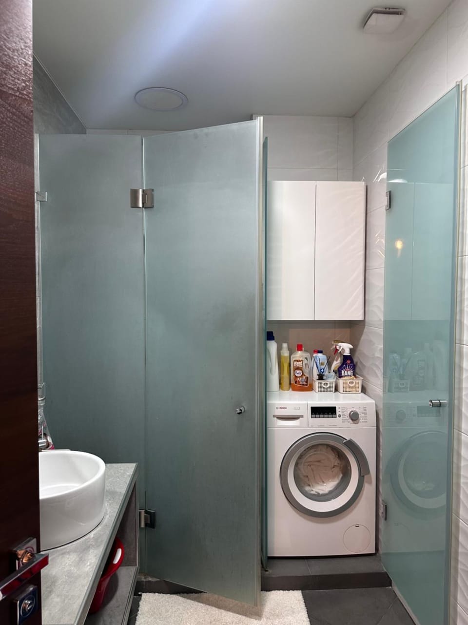Toilet, Bathroom, washing machine