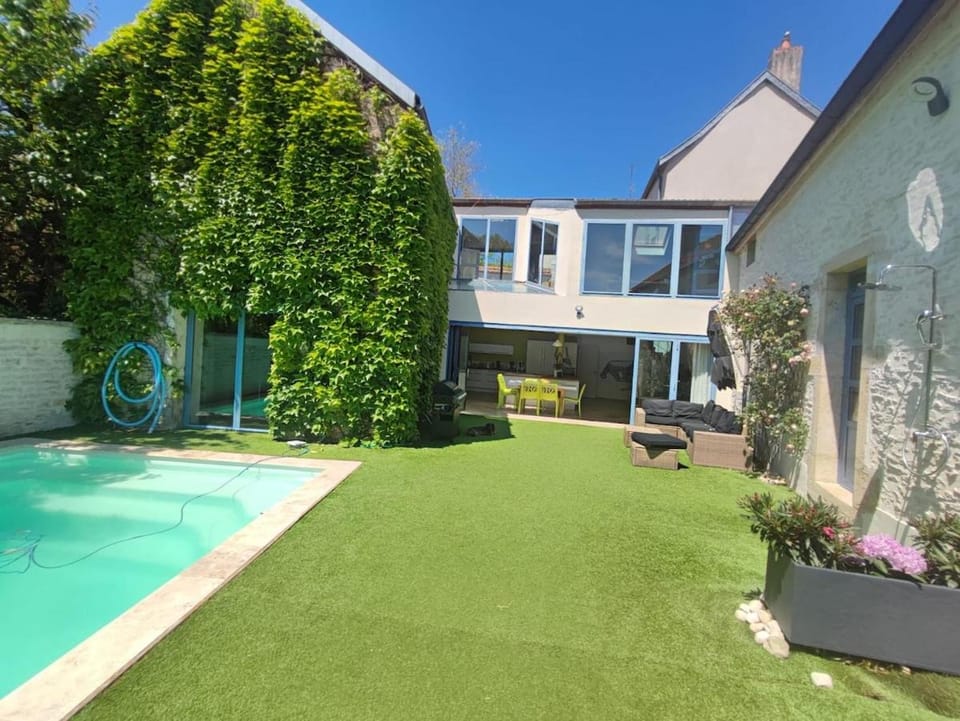 Balcony/Terrace, Swimming pool