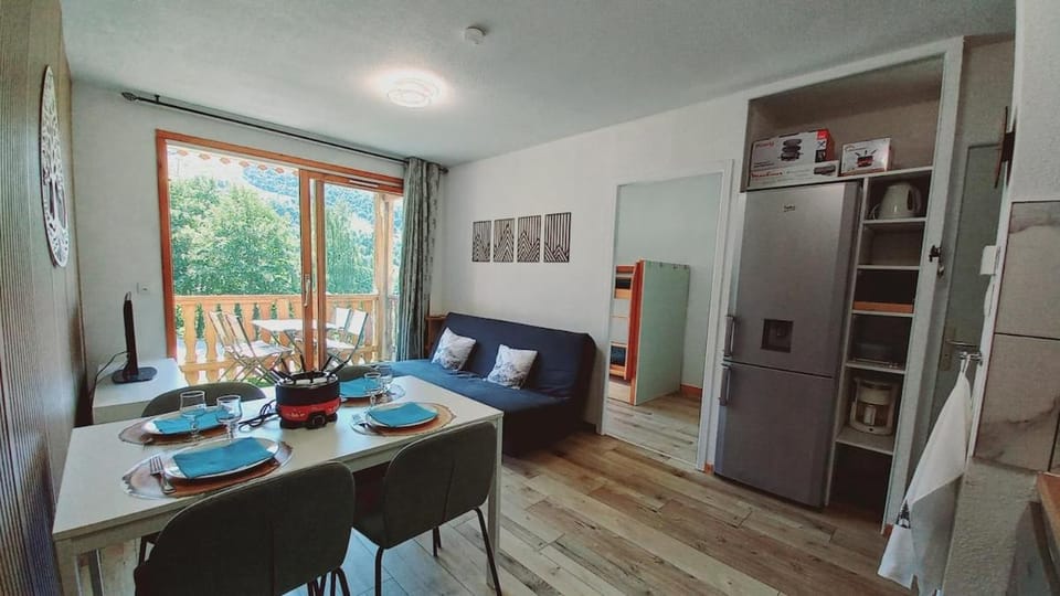 Apartment for 5-7 people Apartment in Saint-François-Longchamp