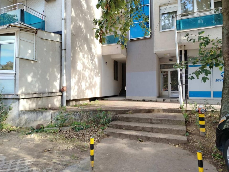 Property building, Facade/entrance