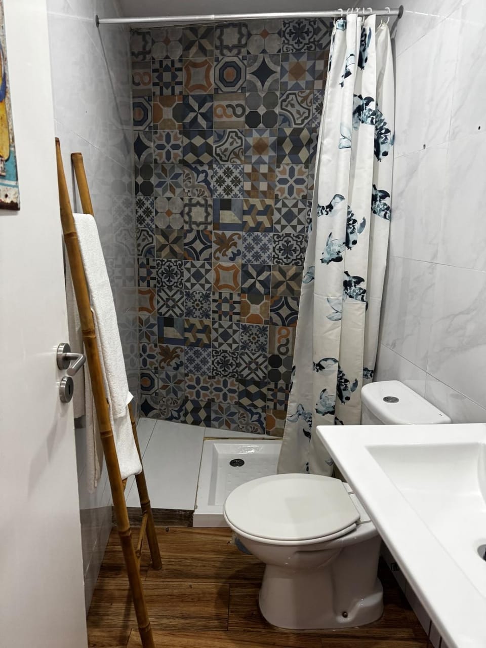 Simple House in the Heart of the Historic Center House in Porto