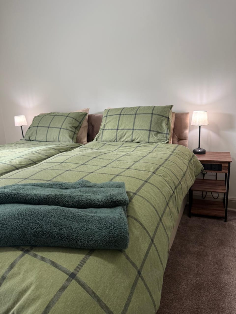 128-130 Crookes Hotel in Sheffield