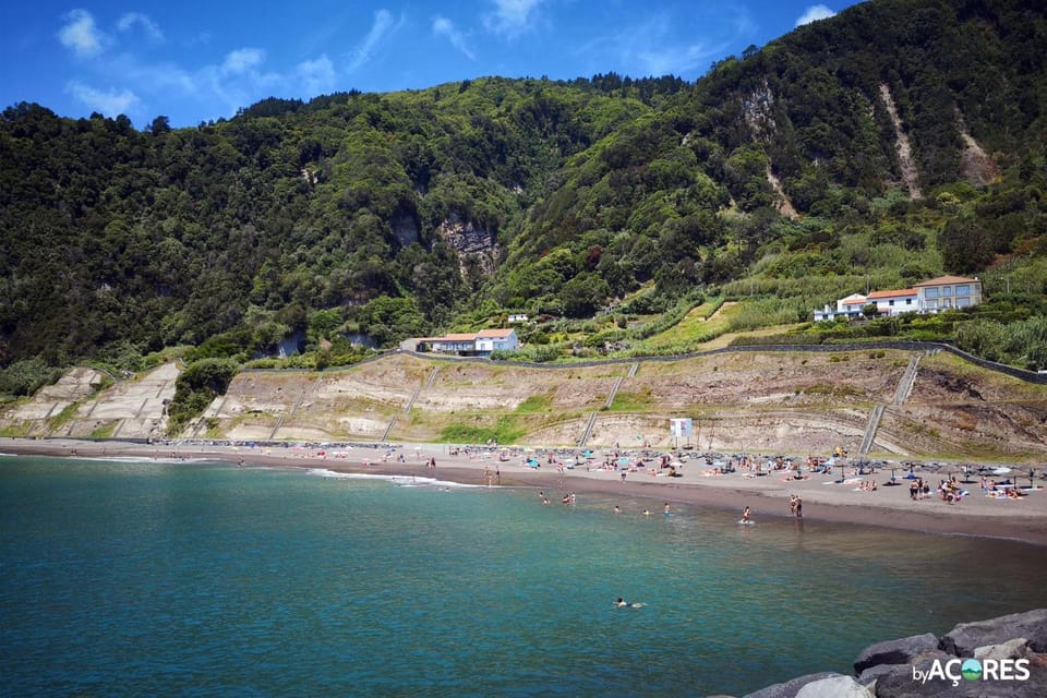 Nearby landmark, Natural landscape, Beach, Mountain view