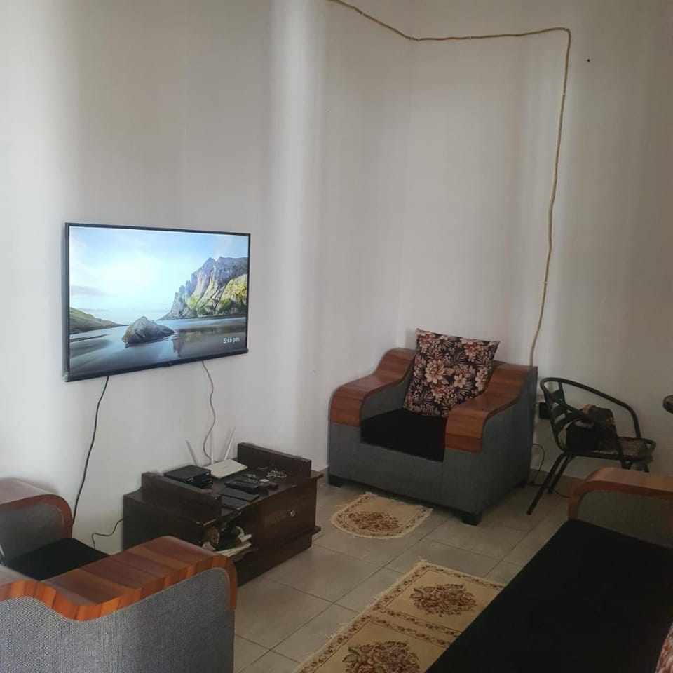 Communal lounge/ TV room, TV and multimedia, Living room