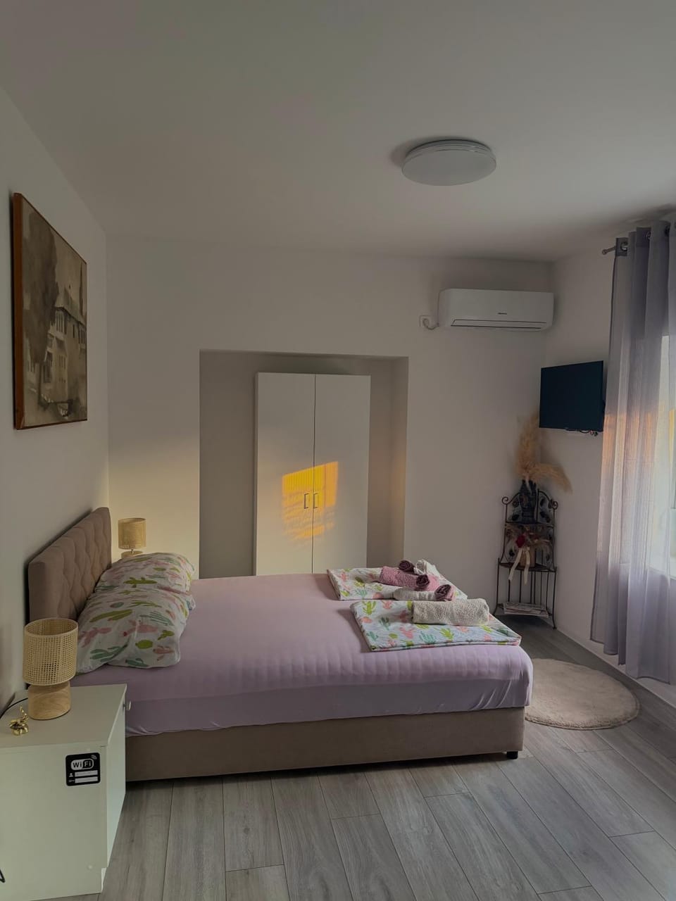 Apartman Lana & Ella -Near Old Bridge -Free Parking Apartment in Mostar