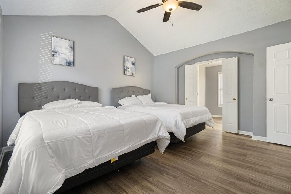 Bed, Bedroom