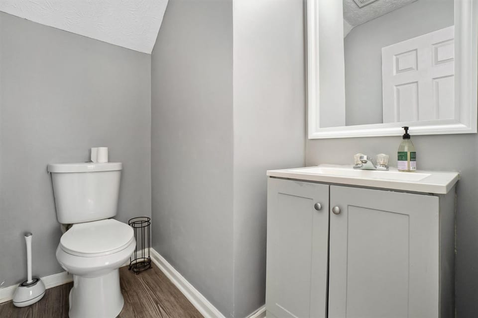 Toilet, Bathroom