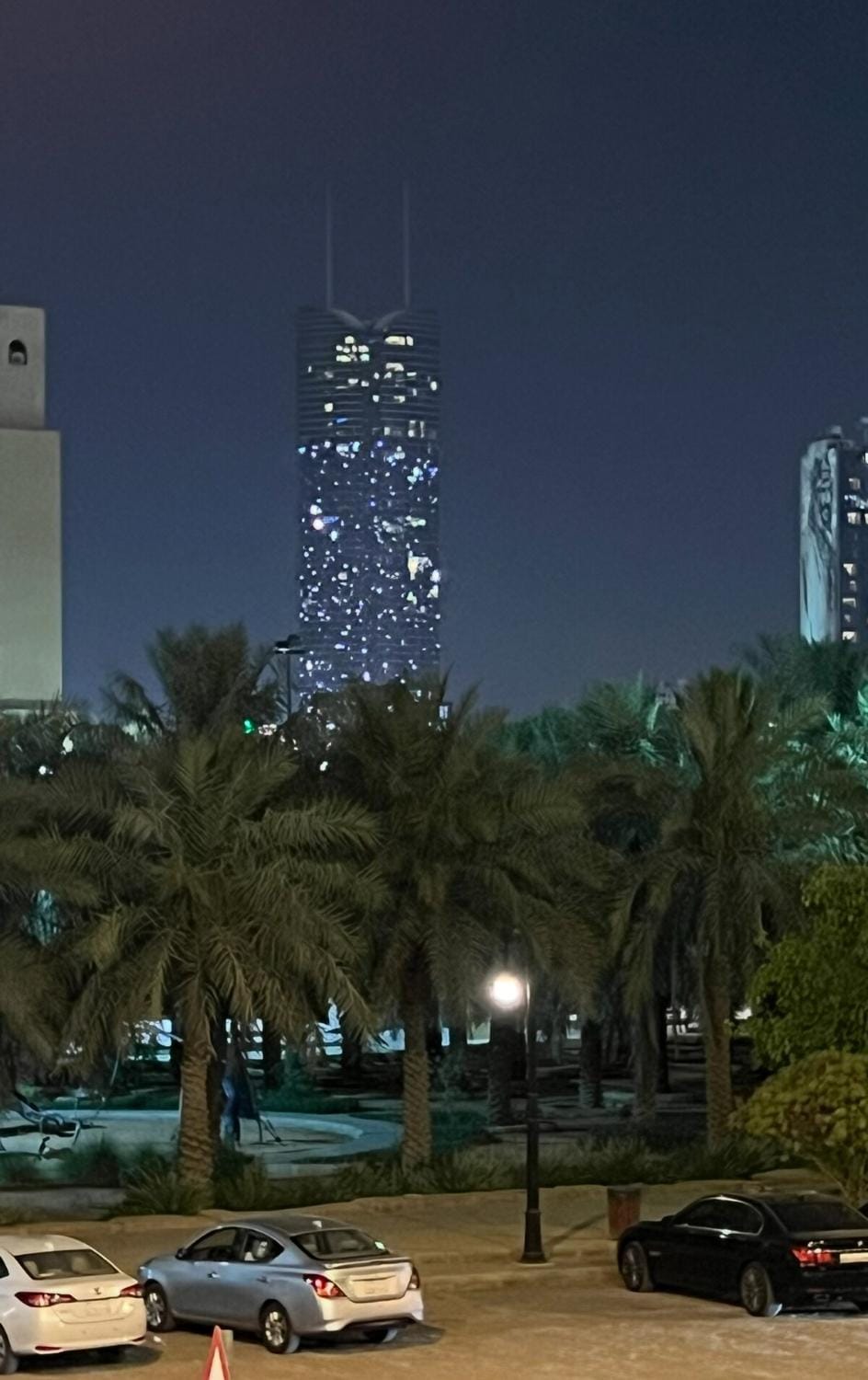 SARA 4 Stylish Hotel ST Prime Location Apartment in Riyadh