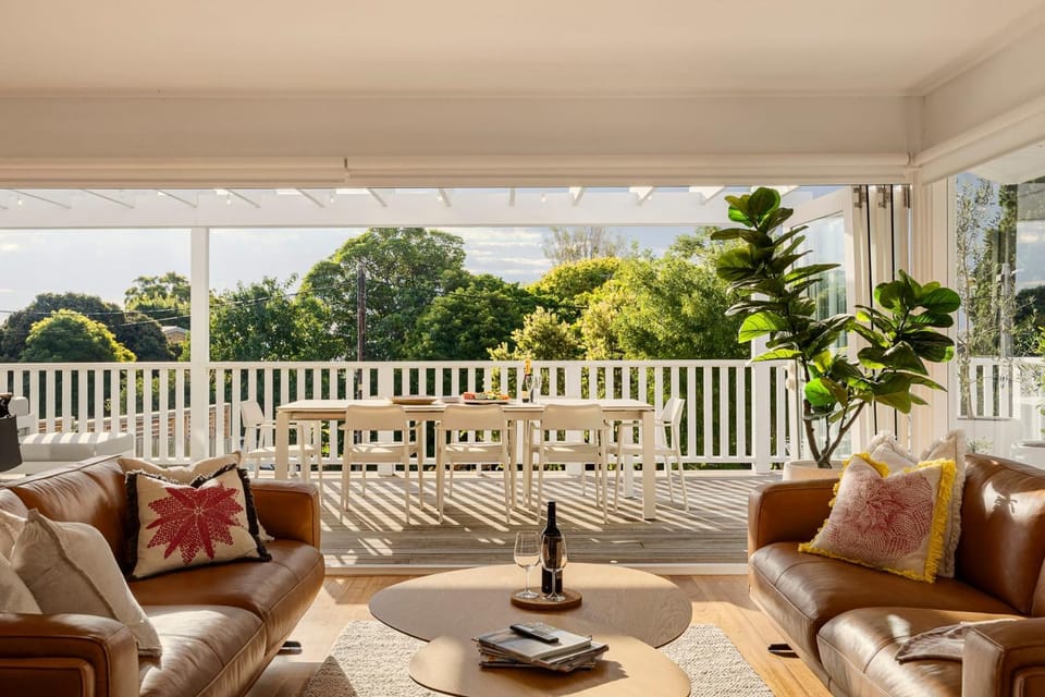 Elizas Entertainer House in Mount Eliza