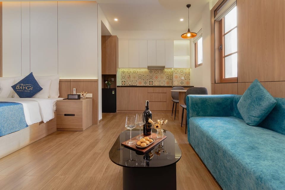 Kitchen or kitchenette, Living room, stove