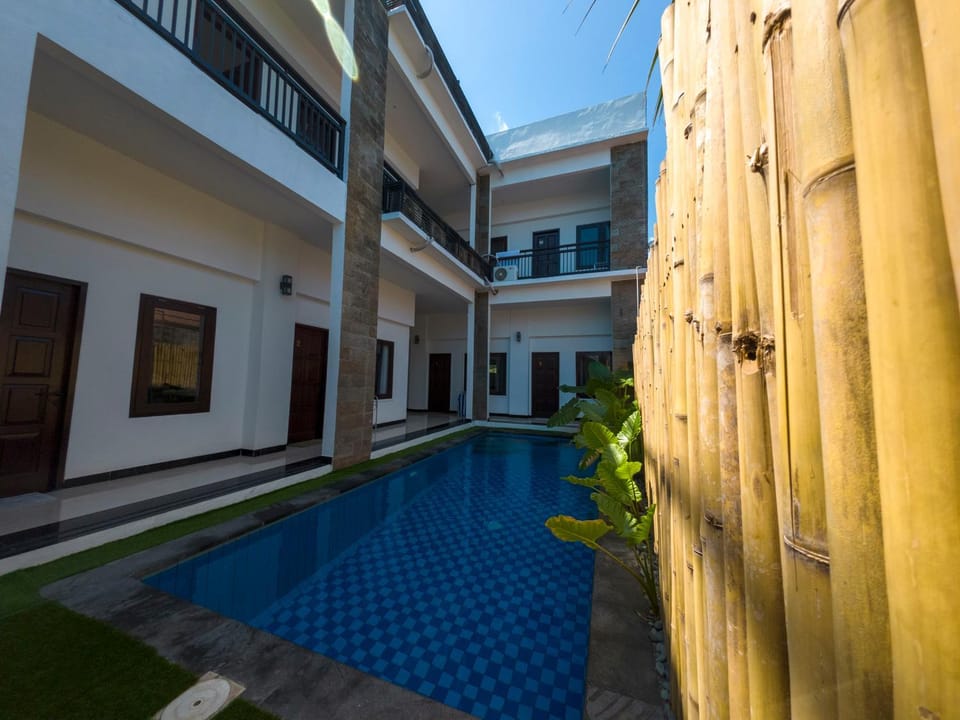 Mar Bella Beachfront Hotel in Pujut