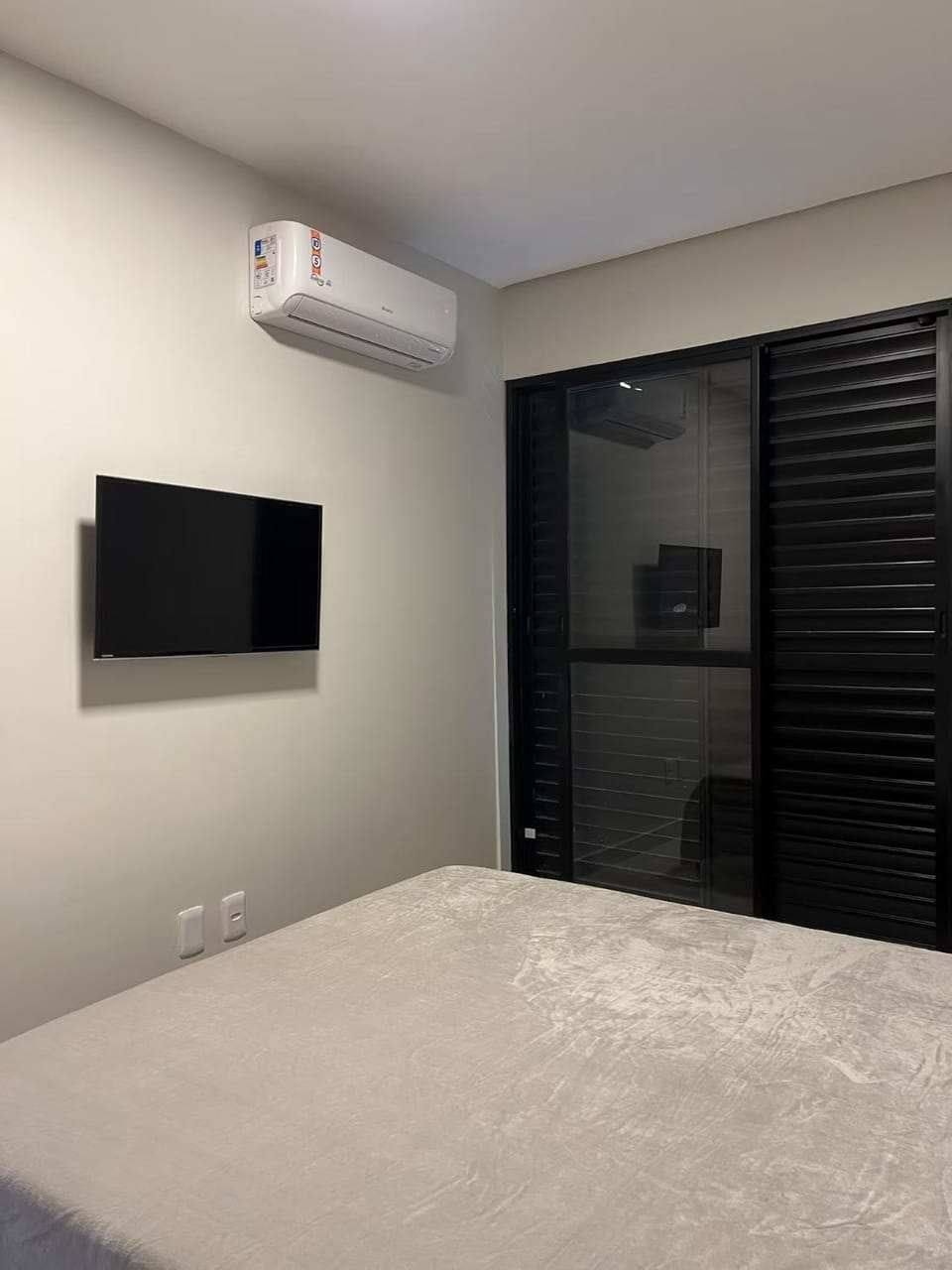 Apartamento na Orla da graciosa - Quarto de casal - Beliche sob demanda - Até 4 hospedes Apartment in Palmas