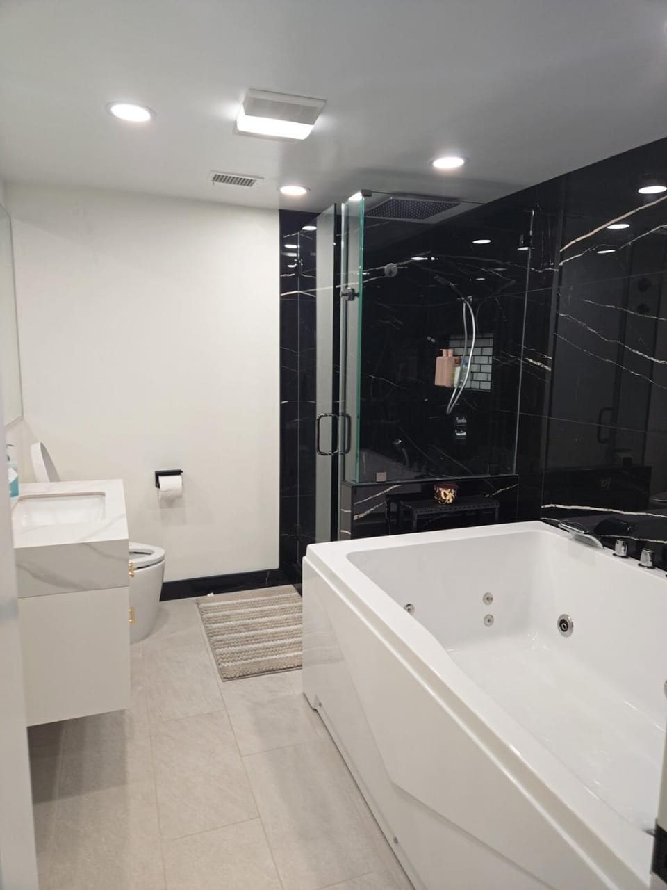 Soft elegance, modern guest house Apartment in Alhambra