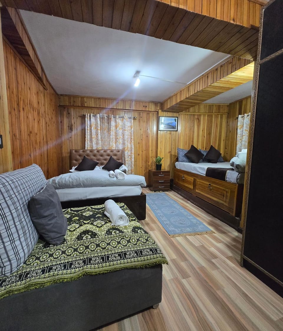 Bed, Bedroom, wardrobe