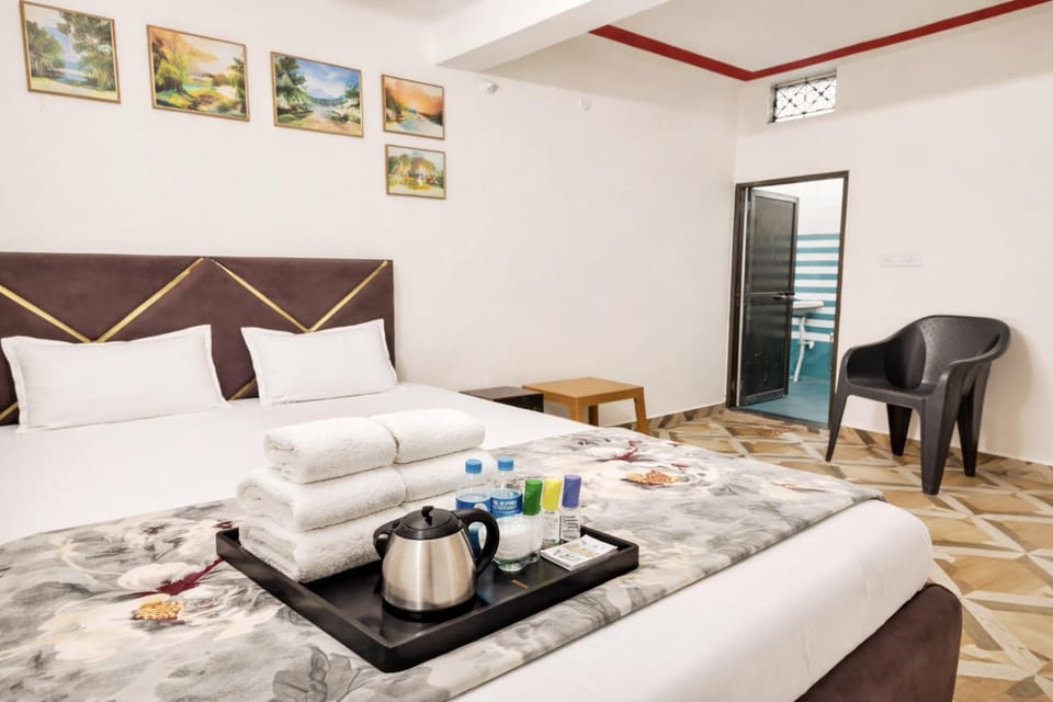 Bed, View (from property/room), Bedroom