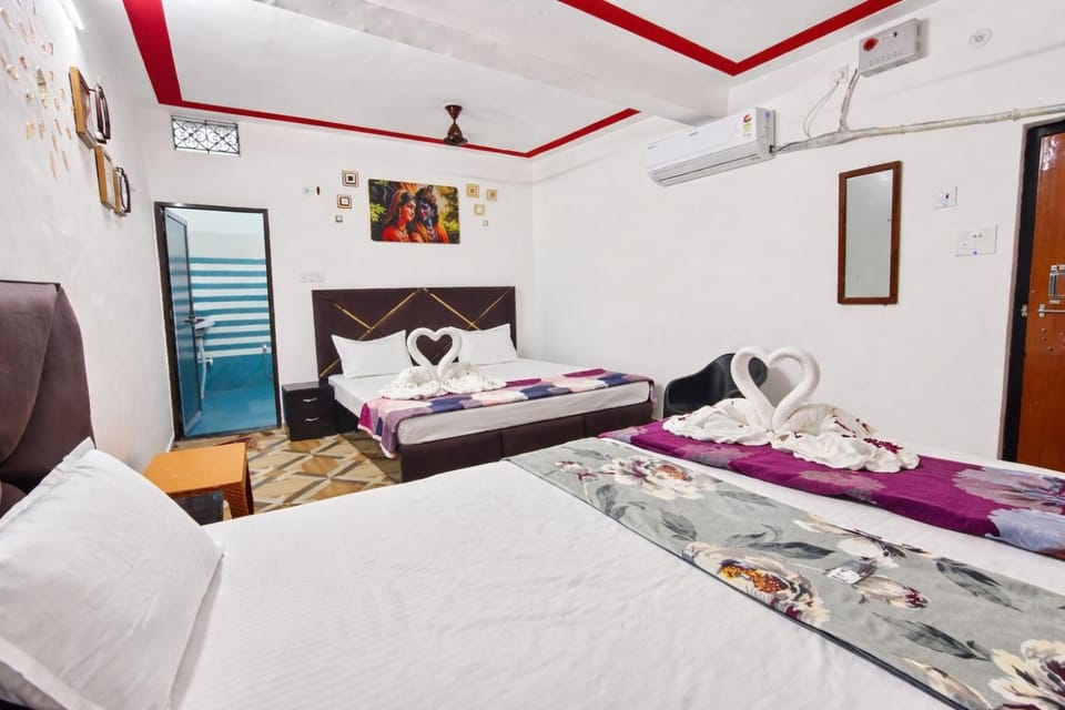 Bed, View (from property/room), Bedroom