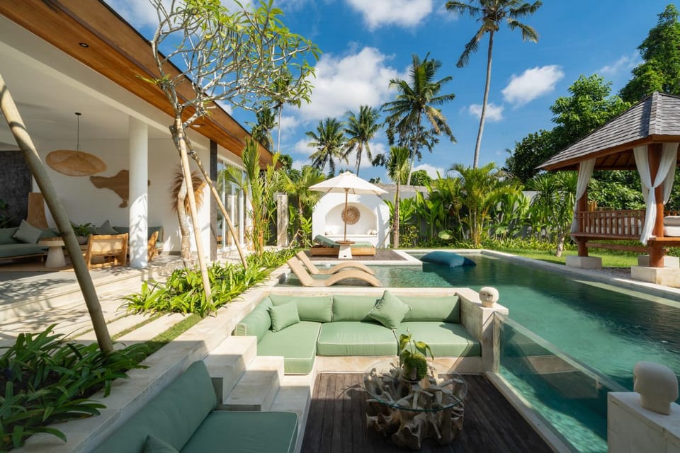 Natural landscape, Garden view, Pool view, Swimming pool, sunbed