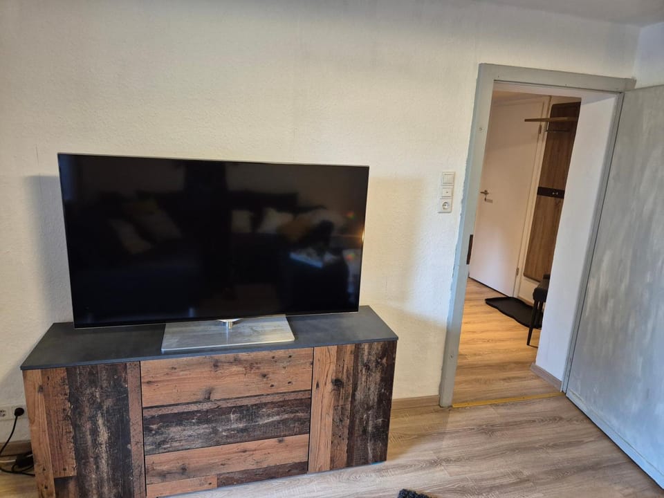 Communal lounge/ TV room, TV and multimedia, Evening entertainment