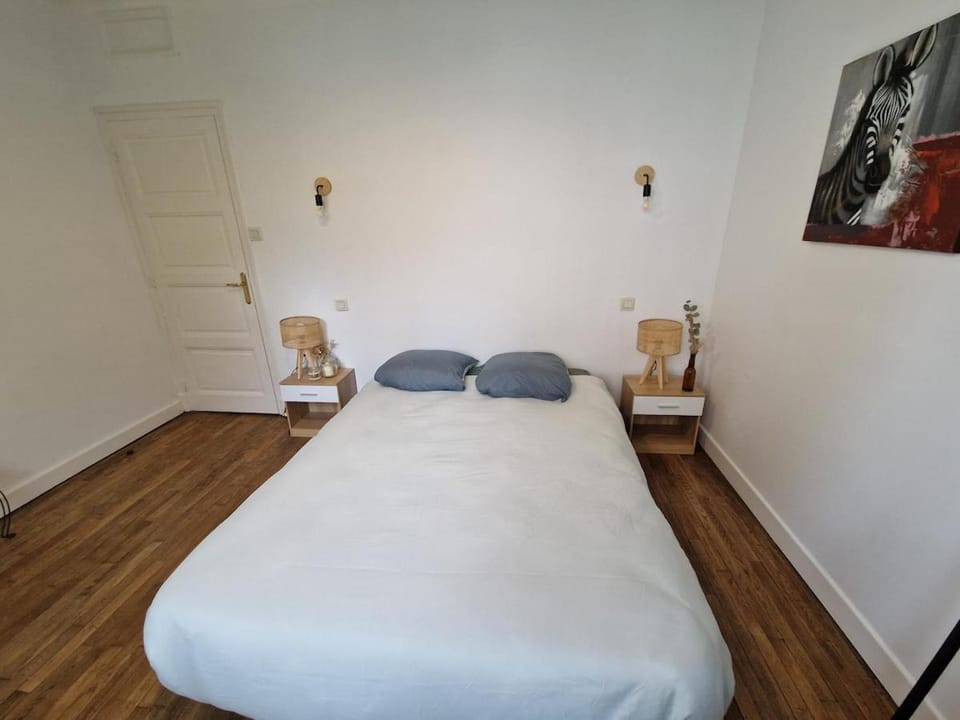 Maison de ville proche de tous les commerces Apartment in Nouvelle-Aquitaine
