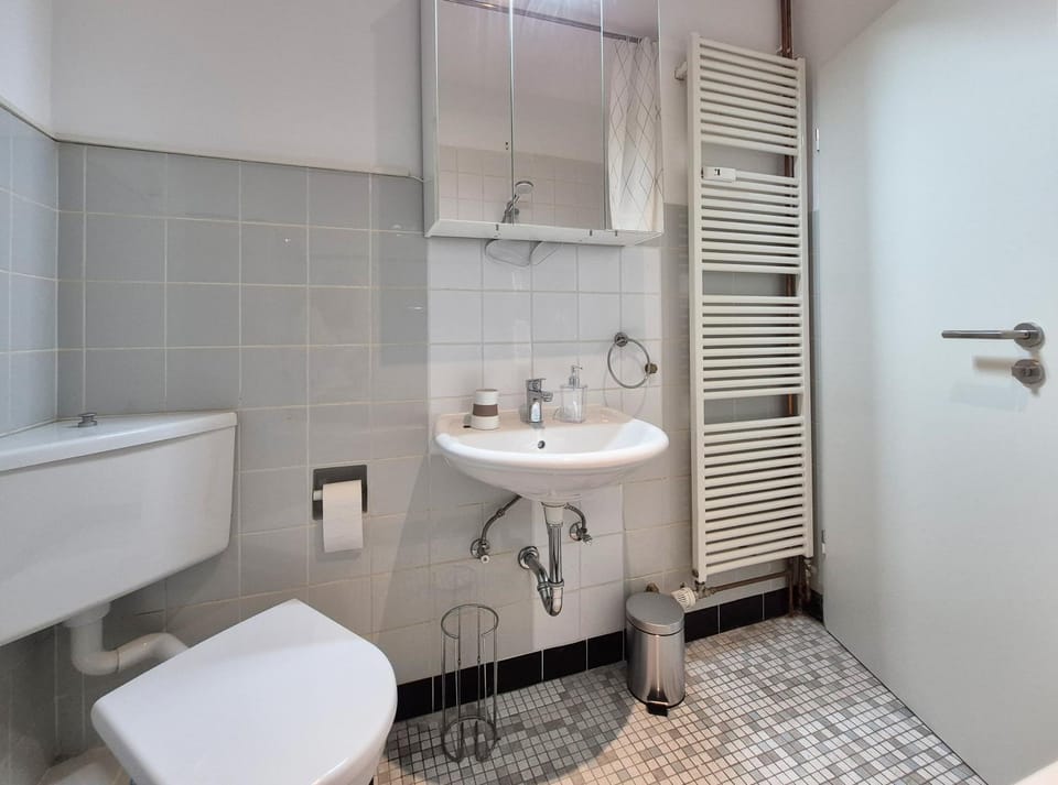 Toilet, Bathroom