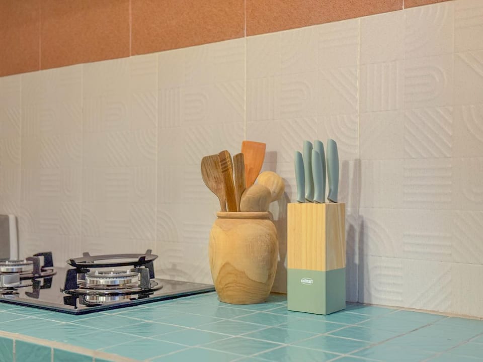 Kitchen or kitchenette, kitchen