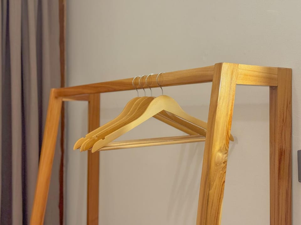 Bedroom, wardrobe