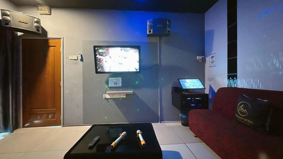 B02 Party House Bungalow 20 PAX House in Johor Bahru